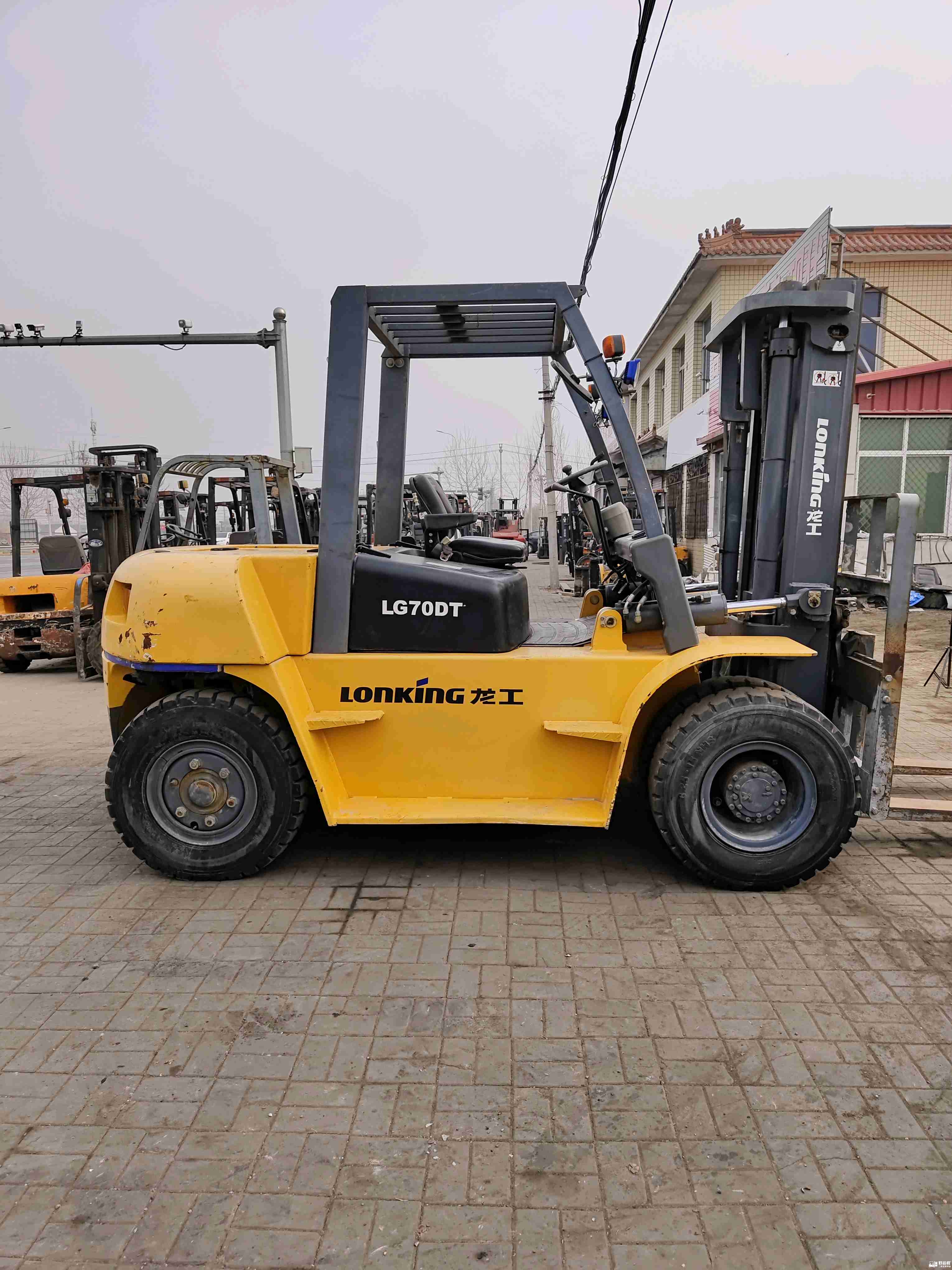 龙工7吨柴油车出租【价格 价格一览表 多少钱一个月】