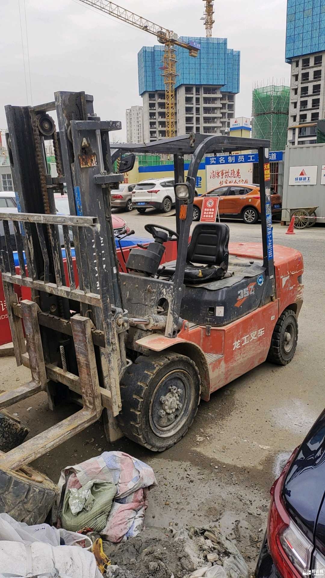 北京二手龙工3.5吨柴油车出租