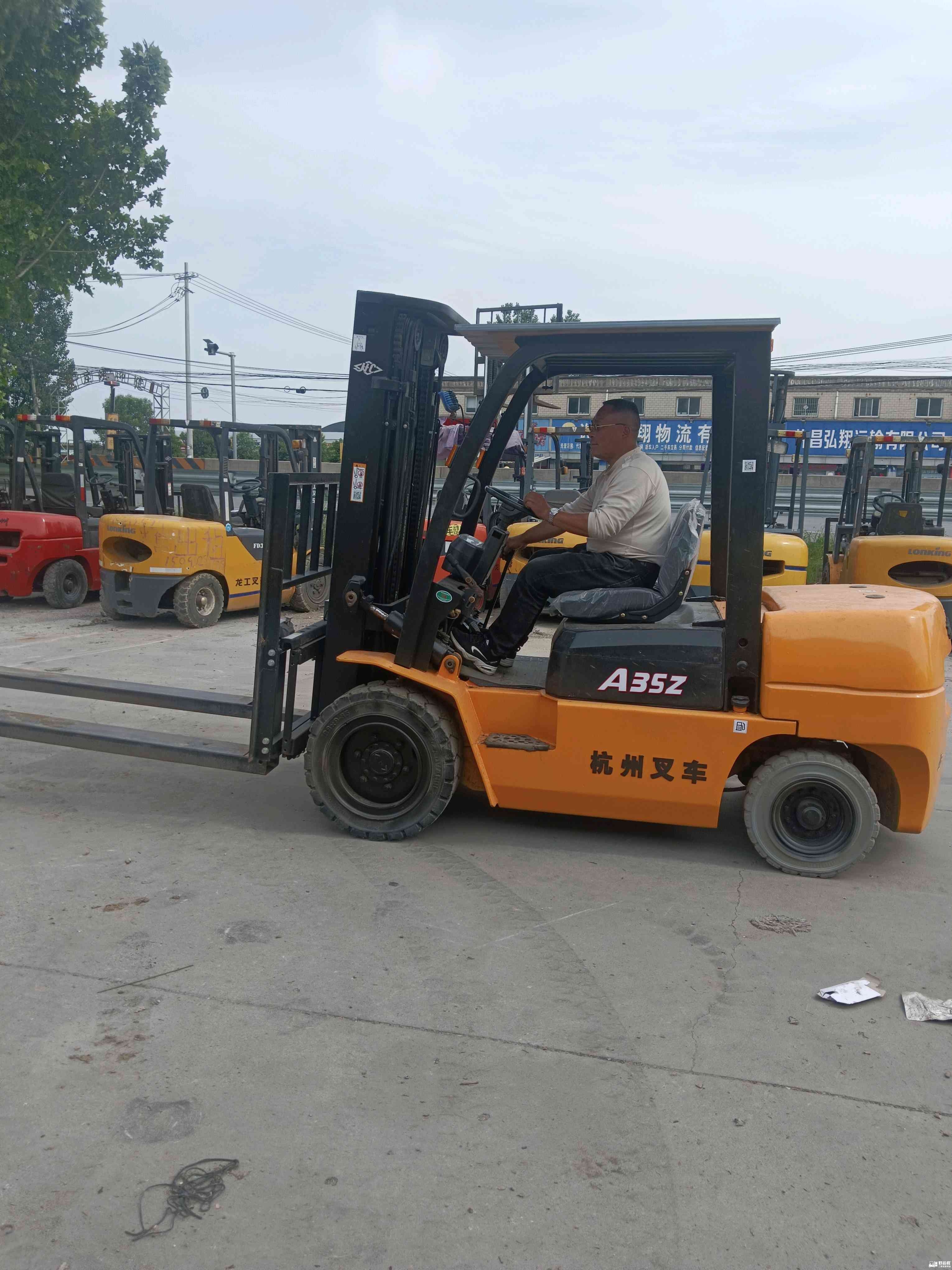 北京二手杭叉3.5吨柴油车出租