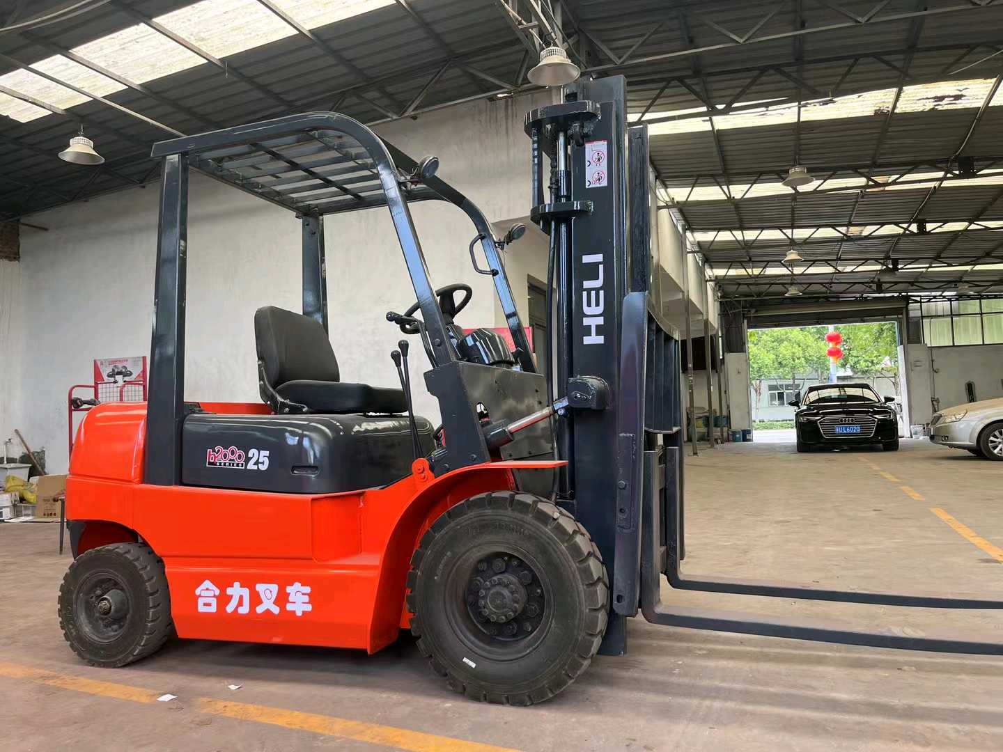 北京合力2吨柴油车出租【价格 价格一览表 多少钱一个月】
