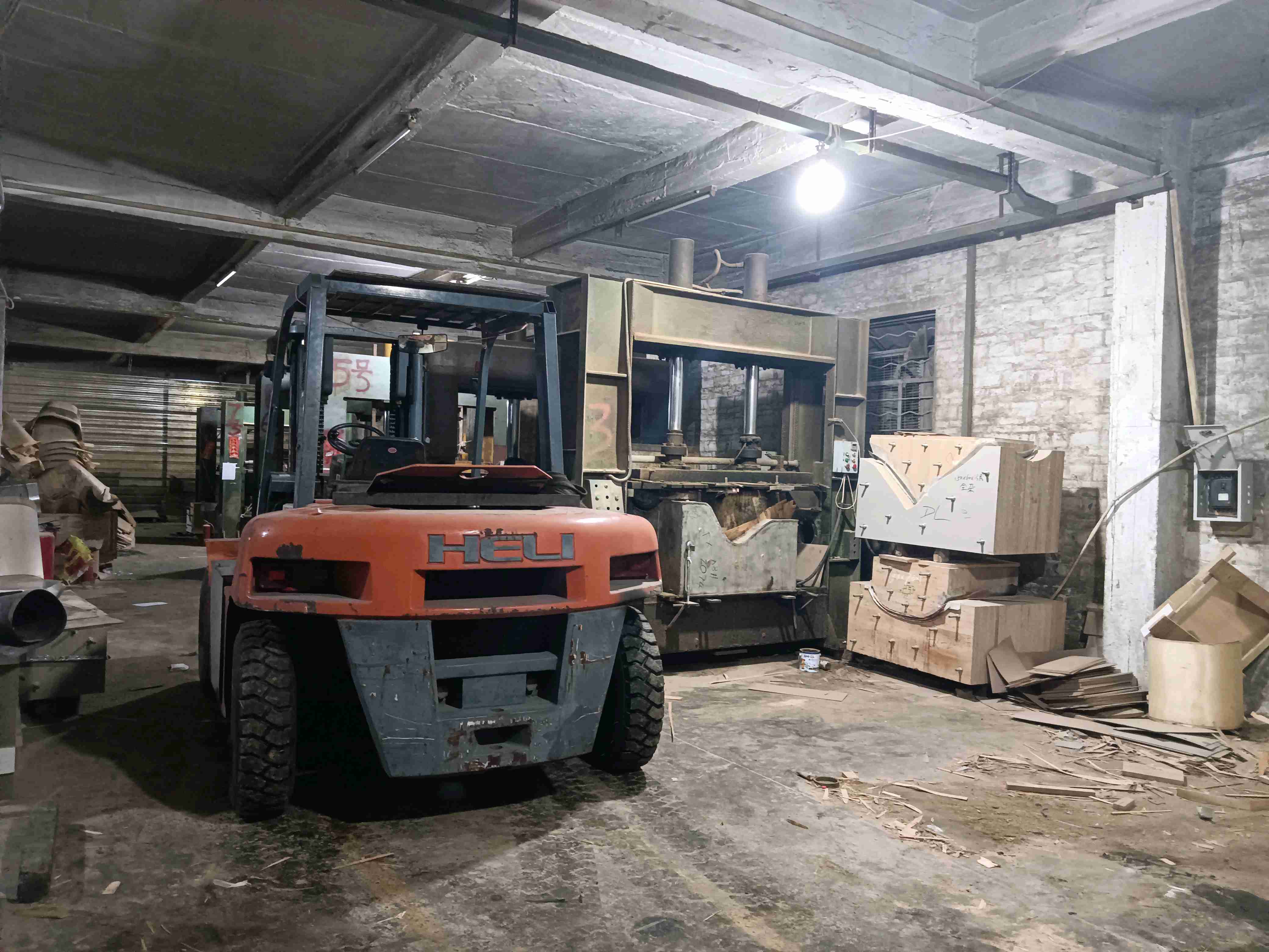 龙工7吨柴油车出租【价格 价格一览表 多少钱一个月】