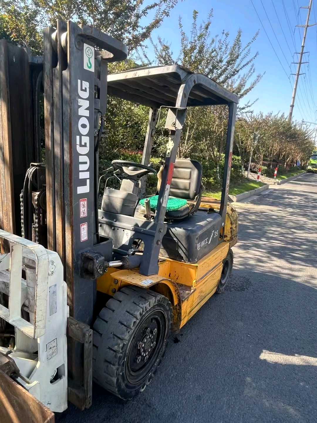 柳工3.5吨柴油车出租【价格 价格一览表 多少钱一个月】