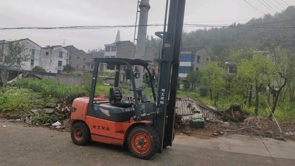 北京二手龙工3吨柴油车出租