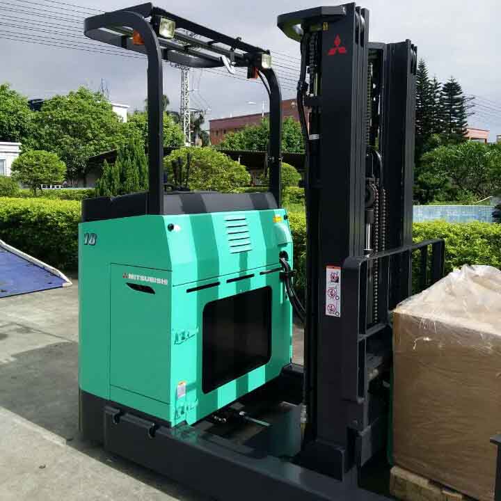 北京三菱1.8吨站驾前移式电动叉车出租【价格 价格一览表 多少钱一个月】