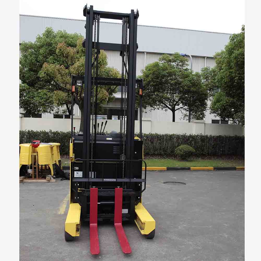 海斯特1.5吨站驾前移式电动叉车出租【价格 价格一览表 多少钱一个月】