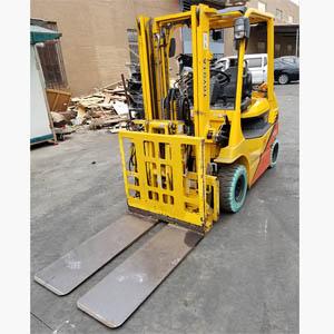 简阳二手（推拉器）丰田叉车2吨平衡重式叉车出租